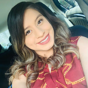 Meet your Posher, Evelyn